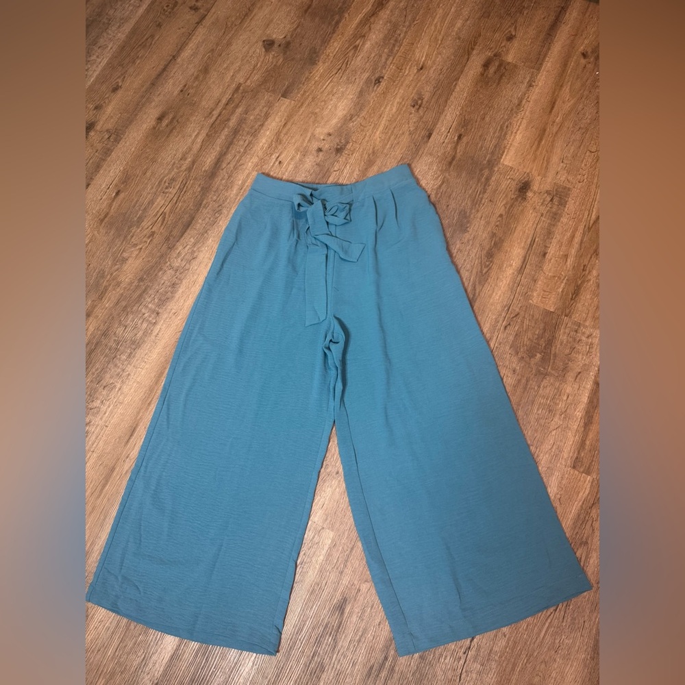 Caracalla Woman’s Wide Leg High Waisted Flowy Palazzo Pants With pockets